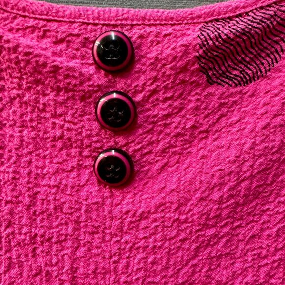 Ali Miles Crinkle Texture Pink Polka Dot Blouse With Button Accents Womens‎ S - Picture 11 of 11